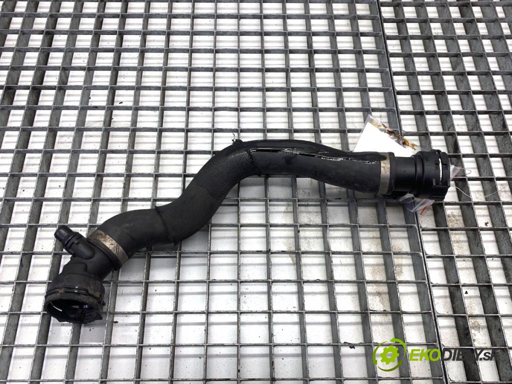 BMW F16 SUV 2014 190 kW xDrive 30 d 2993 Rúra vody 7811857