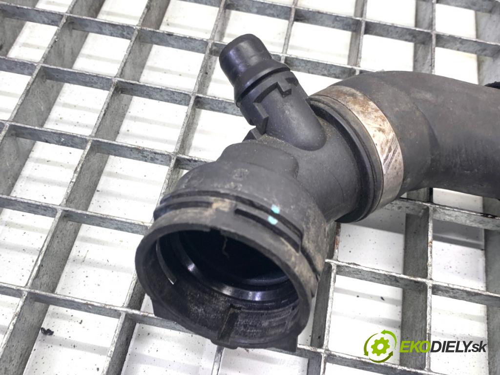 BMW F16 SUV 2014 190 kW xDrive 30 d 2993 Rúra vody 7811857