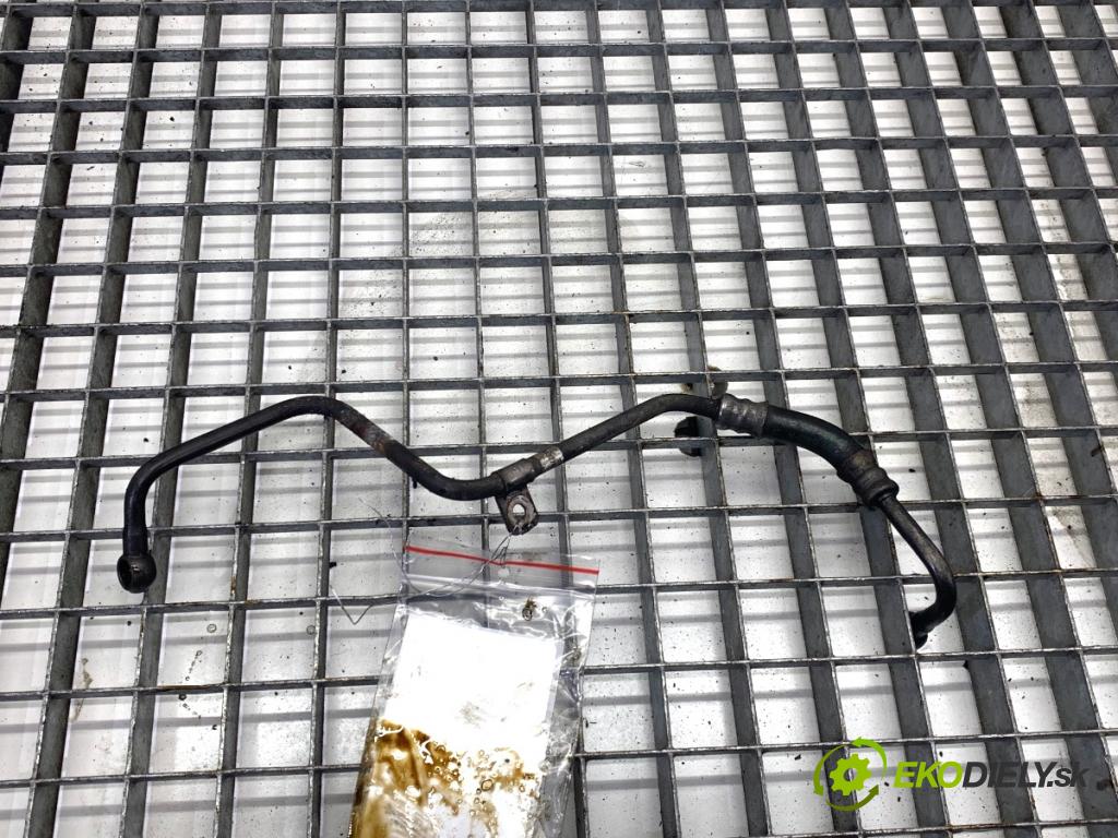 BMW F16 SUV 2014 190 kW xDrive 30 d 2993 rúrka turba  (Hadica turbodúchadla)