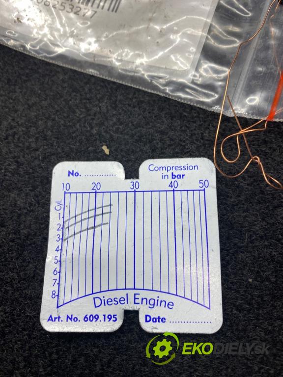 VW GOLF VII Kombi 2015 66 kW 1.6 TDI 1598 Motor CLH (Motor)