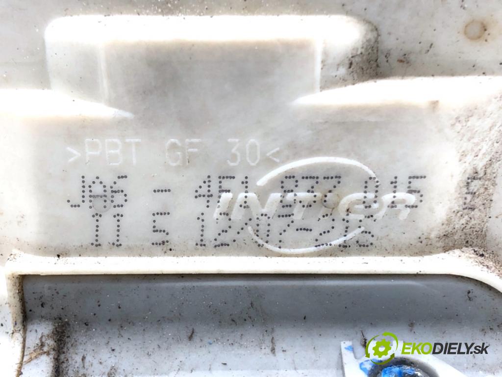 AUDI A6 C6 Kombi 2007 132 kW 2.7 TDI 2698 zámok dveře levý přední část 4F1837015
