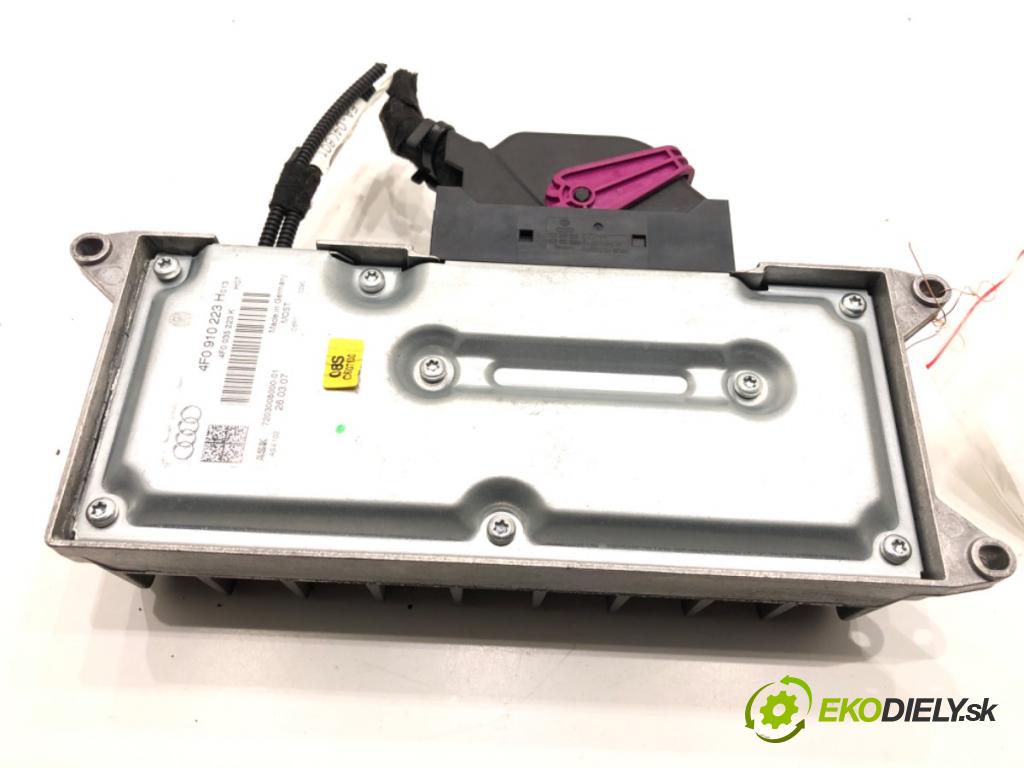 AUDI A6 C6 Kombi 2007 132 kW 2.7 TDI 2698 Zosilňovač 4F0910223H (Zosilňovač)