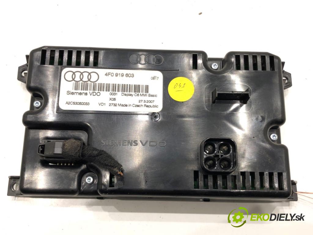 AUDI A6 C6 Kombi 2007 132 kW 2.7 TDI 2698 Dislpej 4F0919603 (Prístrojová doska)