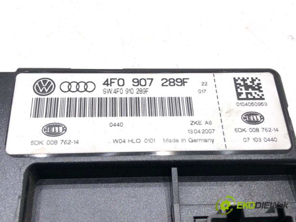 AUDI A6 C6 Kombi 2007 132 kW 2.7 TDI 2698 Modul komfortu 4F0907289F (Modul komfortu)