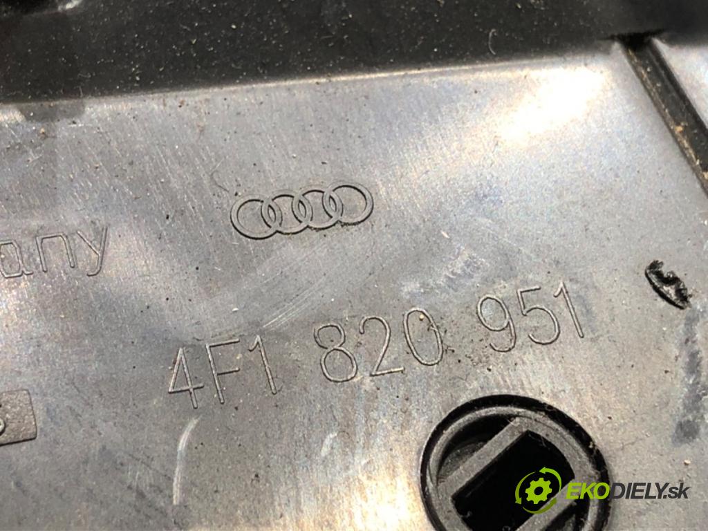 AUDI A6 C6 Kombi 2007 132 kW 2.7 TDI 2698 Mriežky kúrenia predný stredna 4F1820951