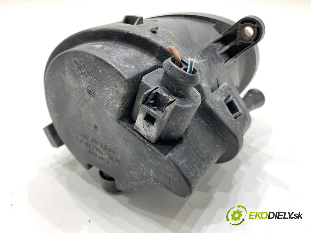 AUDI A6 C6 Kombi 2007 132 kW 2.7 TDI 2698 hmlové svetlo, hmlovka pravý přední část 4F0941700