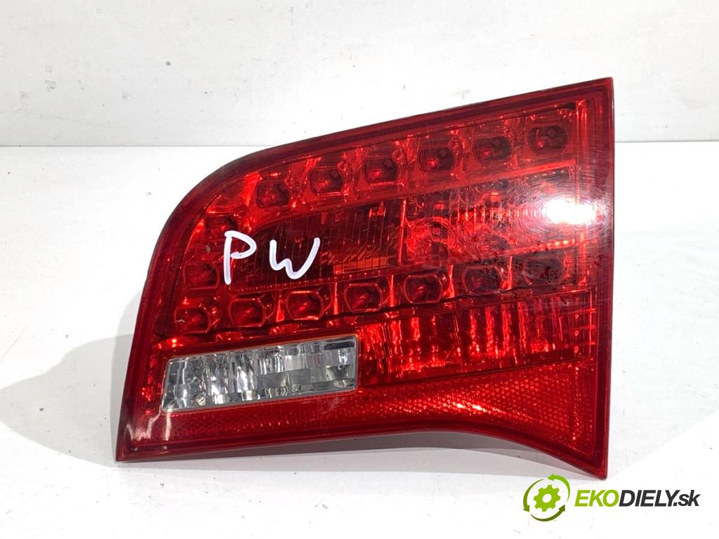 AUDI A6 C6 Kombi 2007 132 kW 2.7 TDI 2698 Svetlo zad pravá vnútorná  (Kľučka dverí ostatné)