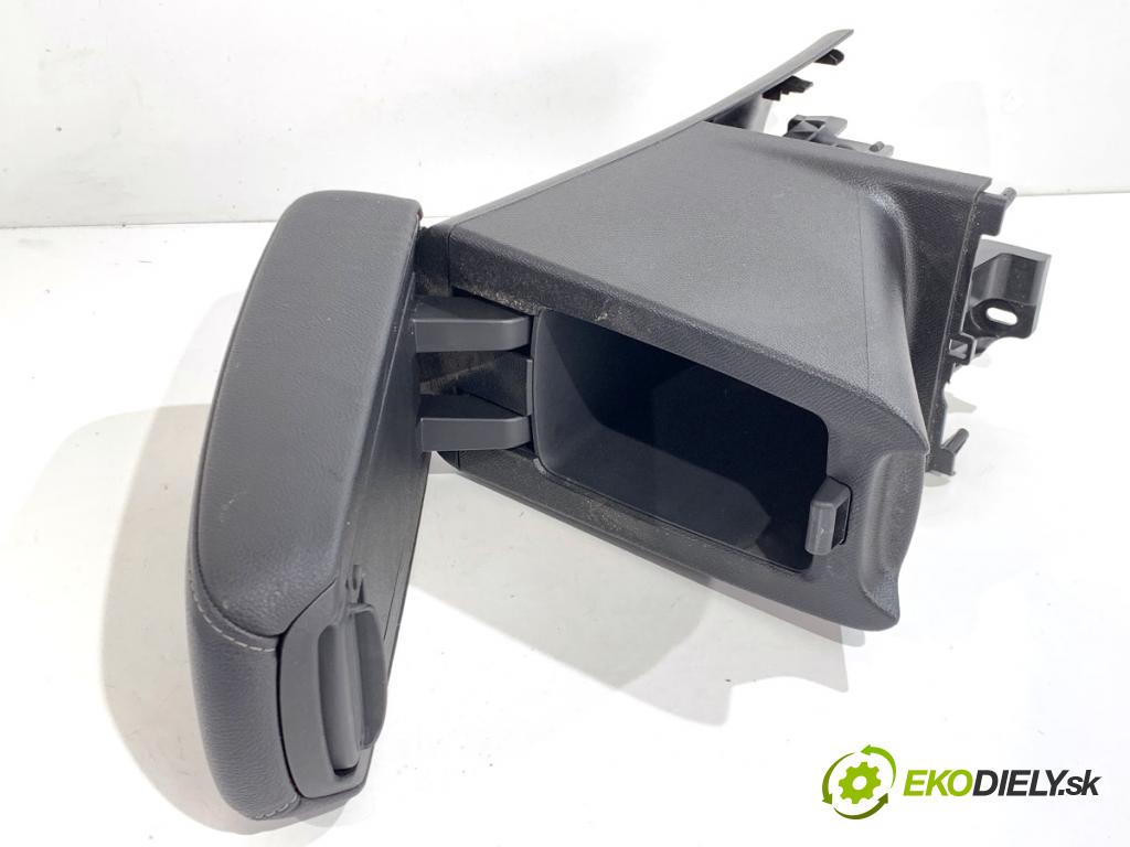 OPEL CORSA F liftback 2023 74 kW 1.2 (68) 1199 loketní opěrka  (Loketní opěrka)