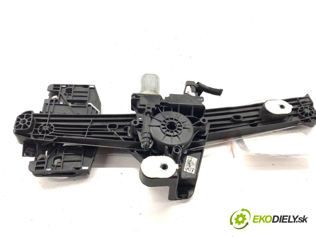 OPEL CORSA F liftback 2023 74 kW 1.2 (68) 1199 Mechanizmus okna pravy zad 9829045580