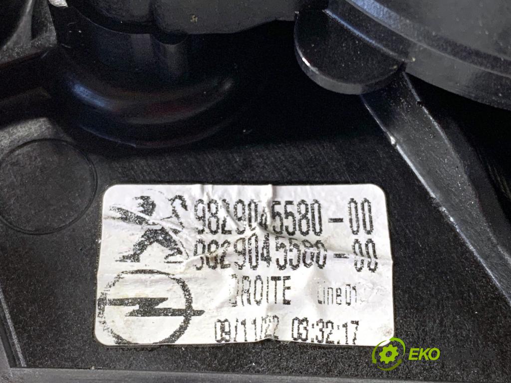 OPEL CORSA F liftback 2023 74 kW 1.2 (68) 1199 Mechanizmus okna pravy zad 9829045580
