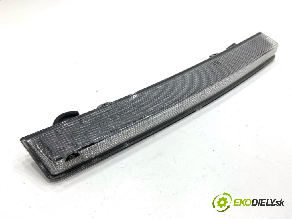 OPEL CORSA F liftback 2023 74 kW 1.2 (68) 1199 Svetlo brzdových svetiel 9689043280