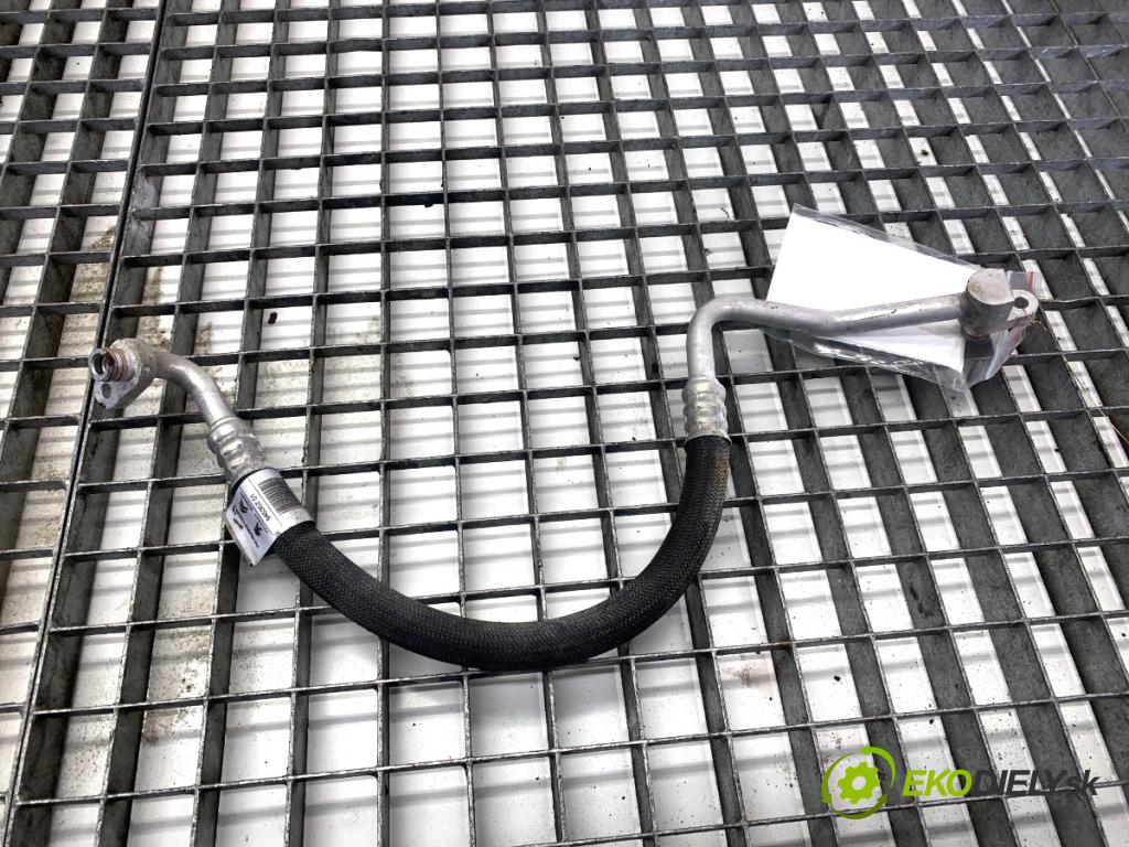 OPEL CORSA F liftback 2023 74 kW 1.2 (68) 1199 rúrka klimatizace 9826365880 (Trubka klimatizace)