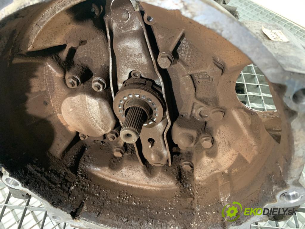 VW GOLF VII Kombi 2015 66 kW 1.6 TDI 1598 Prevodovka MWW (Prevodovka)