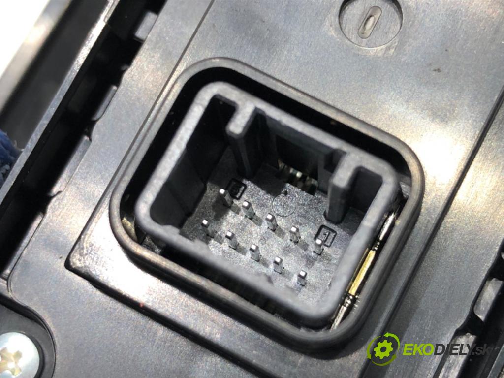 LEXUS LBX  2025 100 kW Hybrid (MAYH10)   (1490 ccm / 100 kW / 136 KM) 1490 Prepínač okien 84040-48230 (Prepínacie páčky pod volantom)