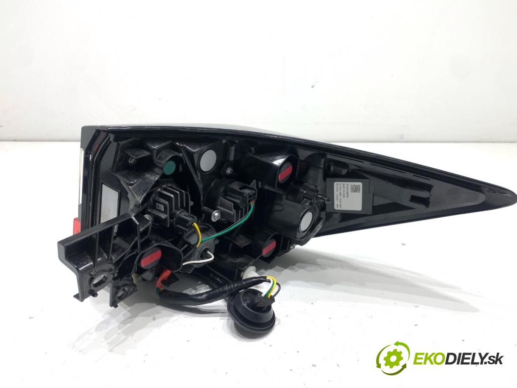 LEXUS LBX  2025 100 kW Hybrid (MAYH10)   (1490 ccm / 100 kW / 136 KM) 1490 světlo levý zadní část 81560-52F80