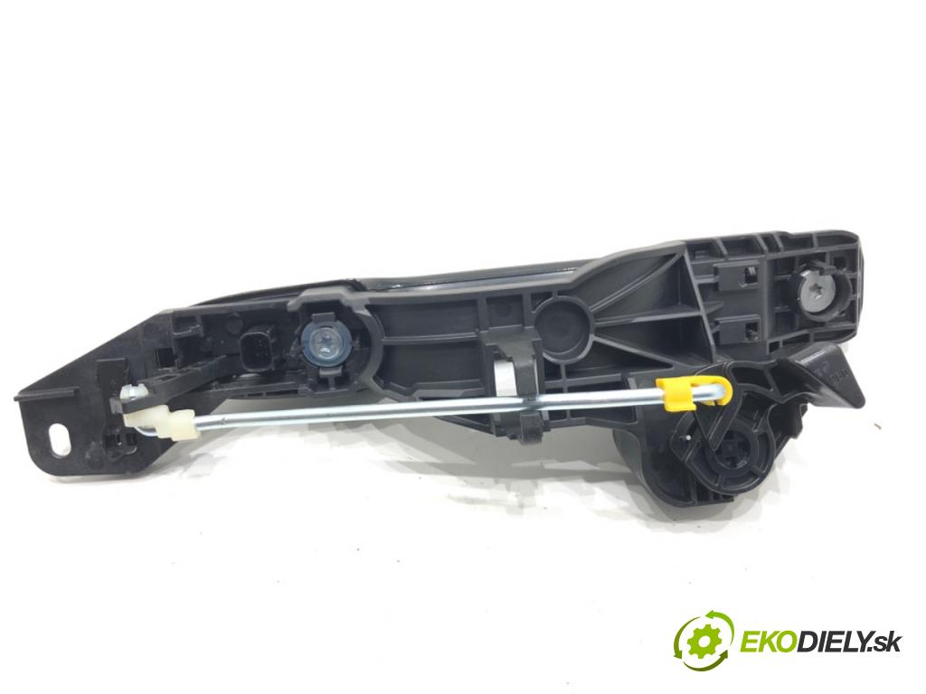 LEXUS LBX  2025 100 kW Hybrid (MAYH10)   (1490 ccm / 100 kW / 136 KM) 1490 Kľučka vonkajšia pravy zad