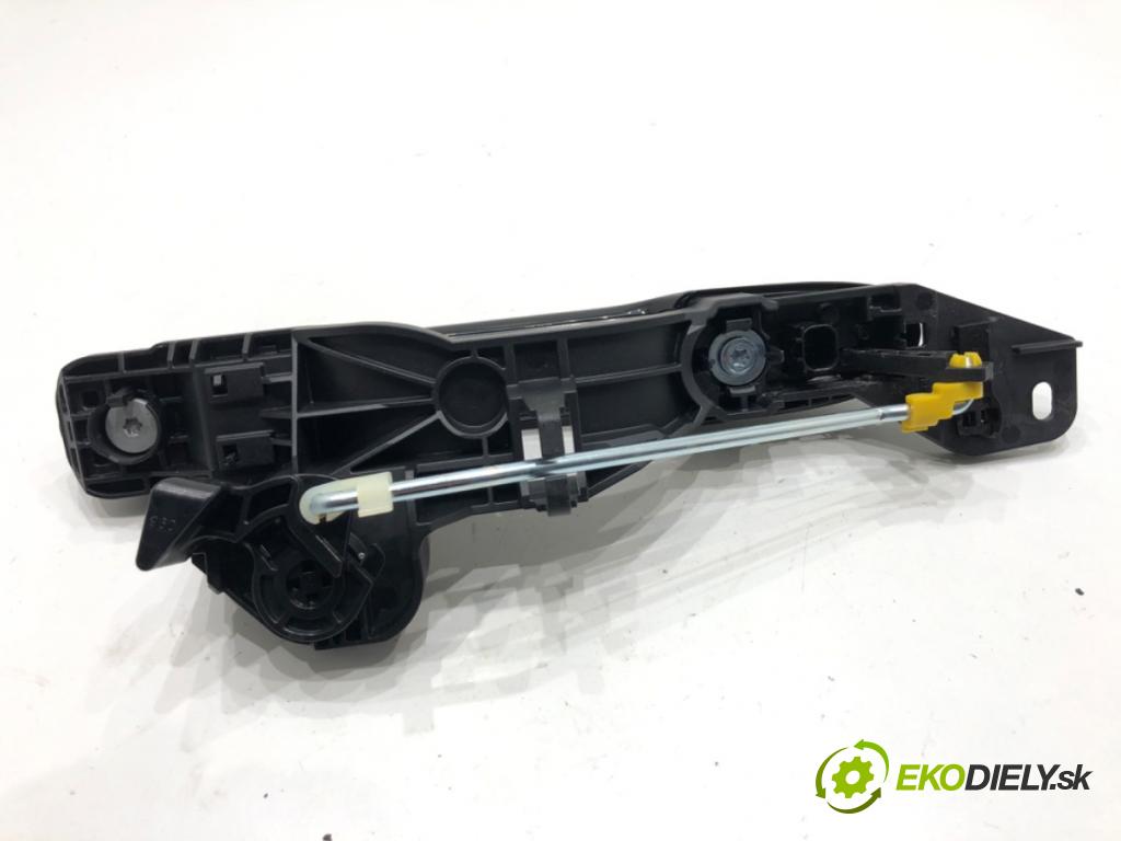 LEXUS LBX  2025 100 kW Hybrid (MAYH10)   (1490 ccm / 100 kW / 136 KM) 1490 Kľučka vonkajšia ľavy zad