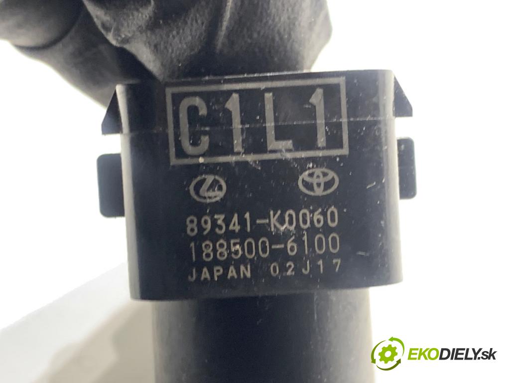 LEXUS LBX  2025 100 kW Hybrid (MAYH10)   (1490 ccm / 100 kW / 136 KM) 1490 snímač PDC 89341-K0060