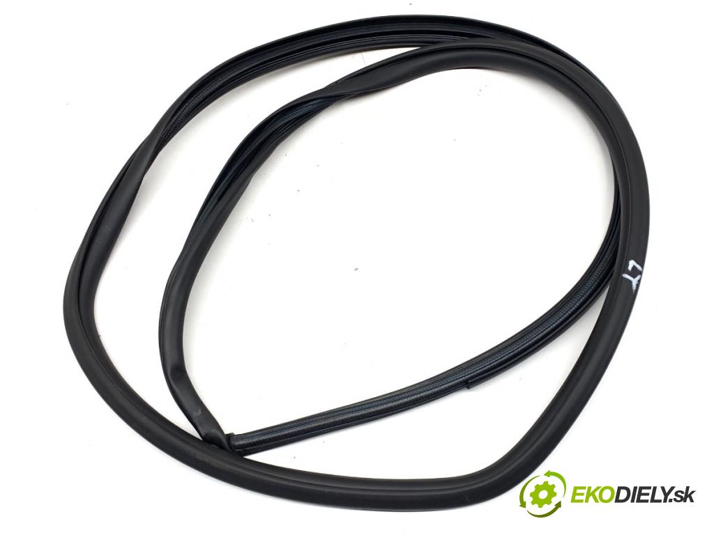 LEXUS LBX  2025 100 kW Hybrid (MAYH10)   (1490 ccm / 100 kW / 136 KM) 1490 těsnění dveře zadní část levá strana  (Karoserie ostatní)