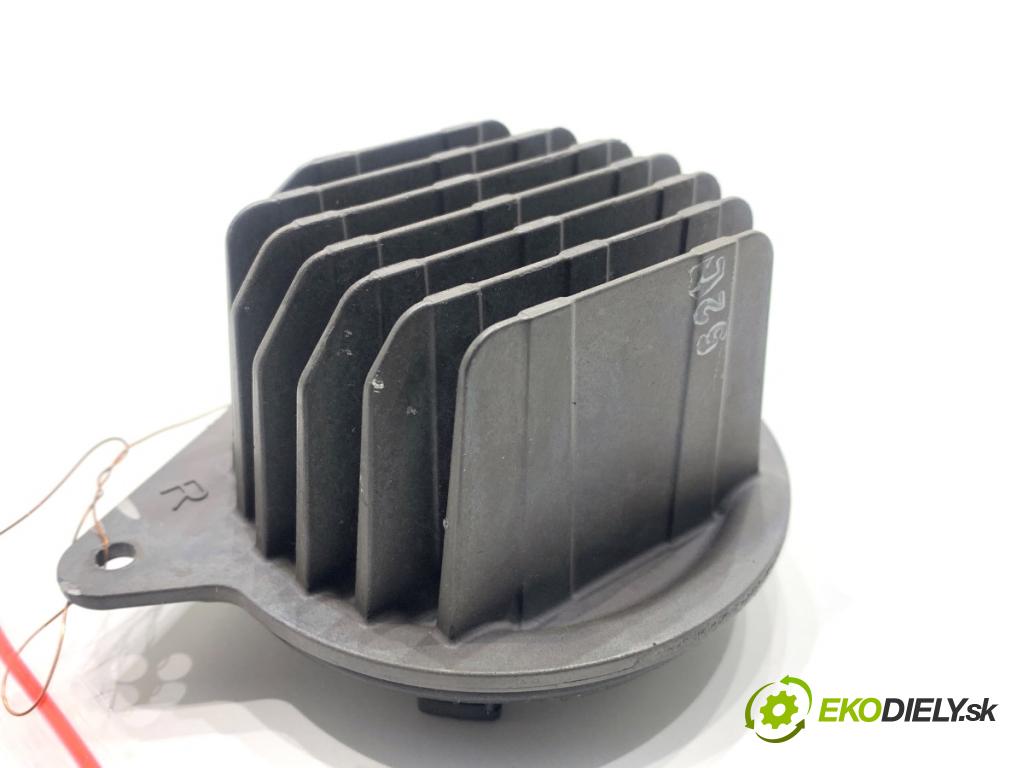 LEXUS LBX  2025 100 kW Hybrid (MAYH10)   (1490 ccm / 100 kW / 136 KM) 1490 Modul svetiel 10019-723CA (Riadiaca jednotka ostatné)