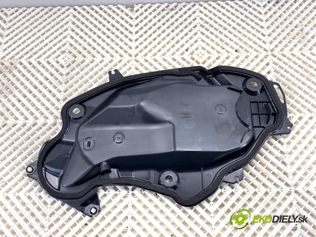 LEXUS LBX  2025 100 kW Hybrid (MAYH10)   (1490 ccm / 100 kW / 136 KM) 1490 Odhlučnenie Dvere pravy predný 67831-52530