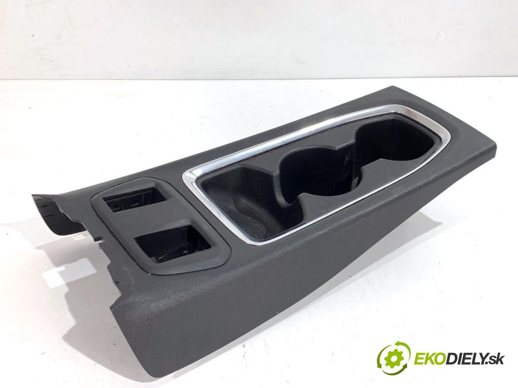 OPEL CORSA F liftback 2023 74 kW 1.2 (68) 1199 Držiak na nápoje 9829538980 (Držiak (úchyt) na nápoje)