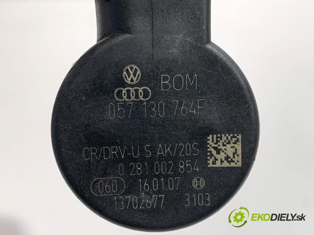 AUDI A6 C6 Kombi 2007 132 kW 2.7 TDI 2698 Regulátor tlaku paliva 057130764F 0281002854 (Palivový systém ostatné)