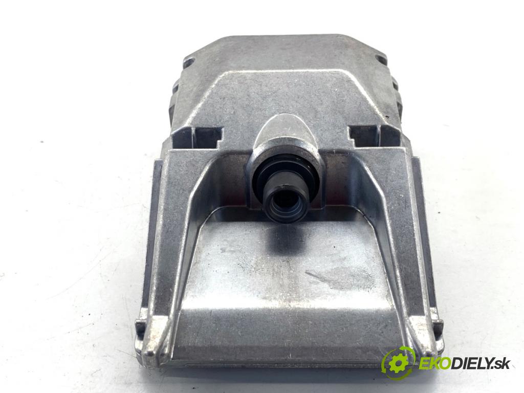 OPEL CORSA F liftback 2023 74 kW 1.2 (68) 1199 KAMERA okna prednej 9851326280
