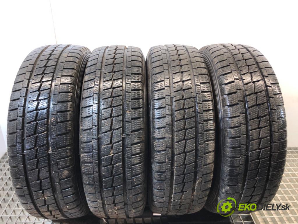 --- ---      PNEUMATIKA: zima 4X 195/70 15