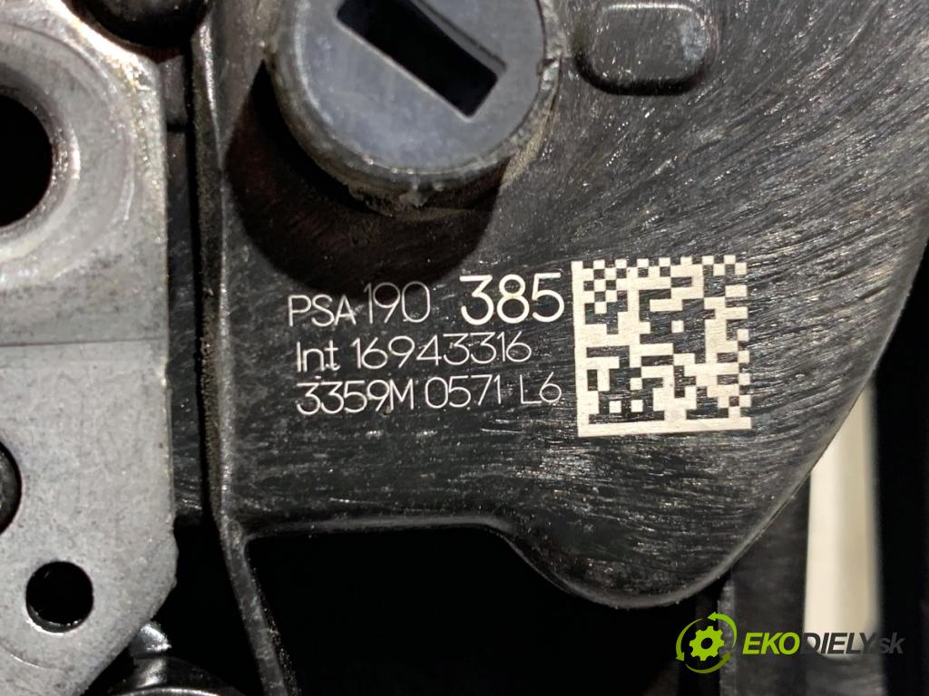 CITROEN C4 CACTUS liftback 2019 81 kW 1.2 THP 110 1199 zámok Dvere ľavy predný PSA190385