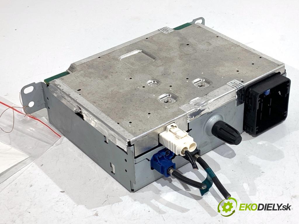 CITROEN C4 CACTUS liftback 2019 81 kW 1.2 THP 110 1199 RADIO 9828709080 (Audio zariadenie)