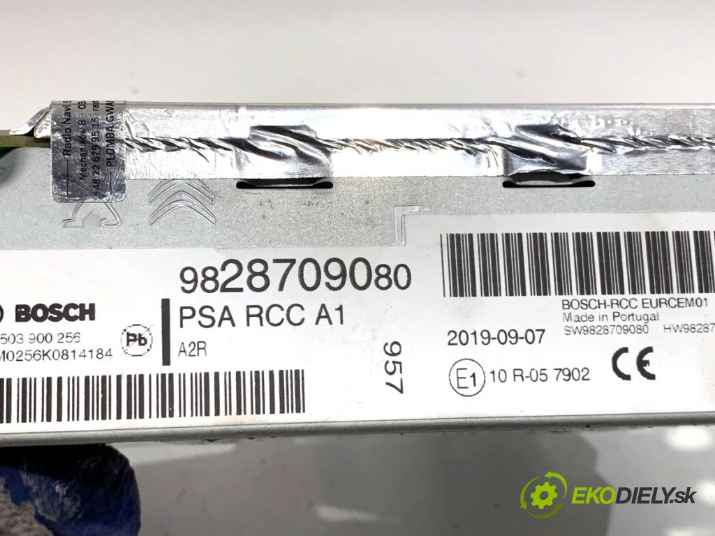 CITROEN C4 CACTUS liftback 2019 81 kW 1.2 THP 110 1199 RADIO 9828709080 (Audio zariadenie)