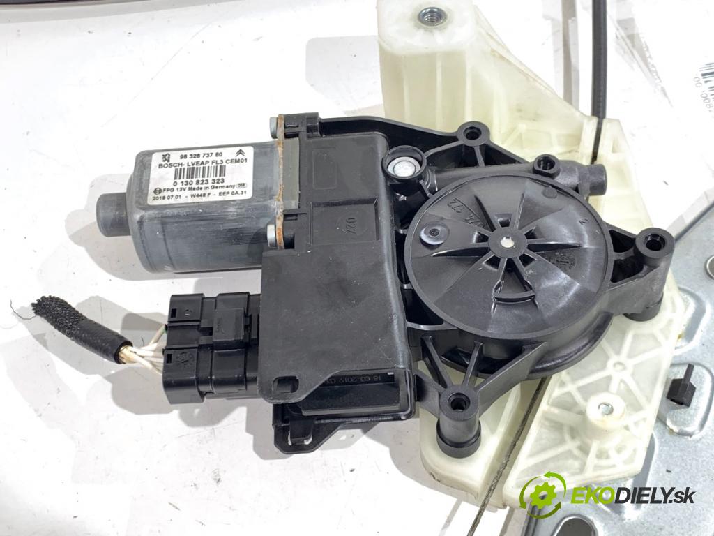 CITROEN C4 CACTUS liftback 2019 81 kW 1.2 THP 110 1199 Mechanizmus okna ľavy predný 9832873780