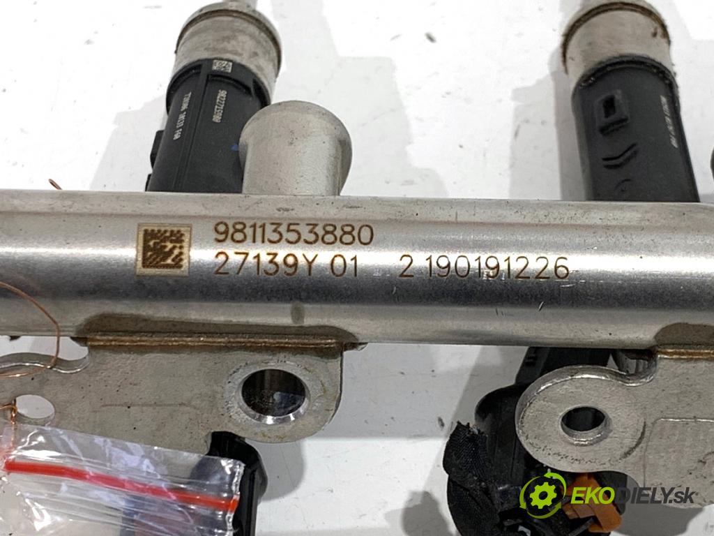 CITROEN C4 CACTUS liftback 2019 81 kW 1.2 THP 110 1199 Lišta vstrekovacia 9822715980 (Vstrekovacia lišta)