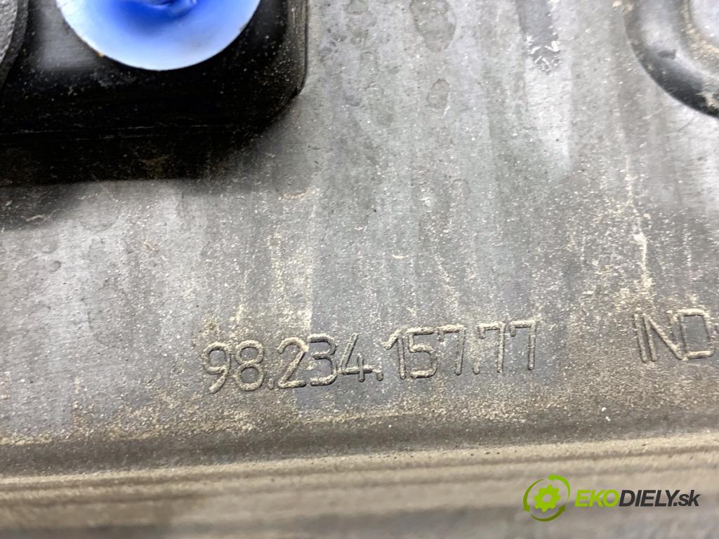 CITROEN C4 CACTUS liftback 2019 81 kW 1.2 THP 110 1199 Lišta Dvere ľavy zad 9823415777