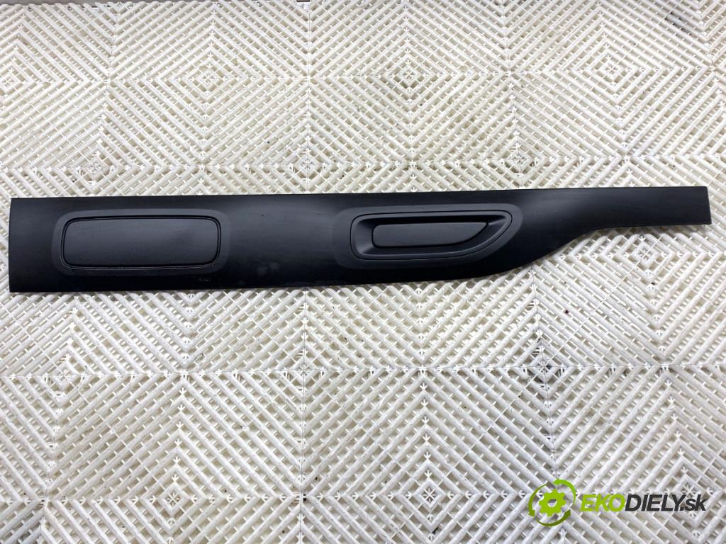CITROEN C4 CACTUS liftback 2019 81 kW 1.2 THP 110 1199 Lišta Dvere ľavy predný 9823415677