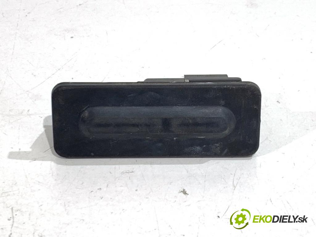 CITROEN C4 CACTUS liftback 2019 81 kW 1.2 THP 110 1199 Kľučka dverí zad 9827560380