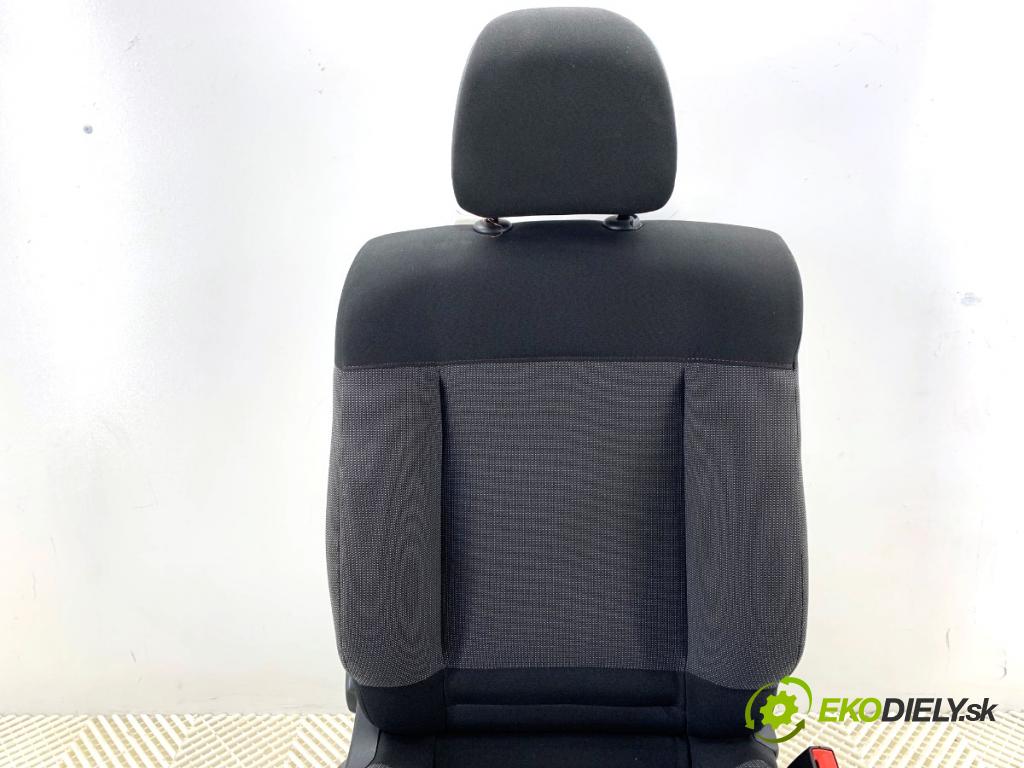 CITROEN C4 CACTUS liftback 2019 81 kW 1.2 THP 110 1199 Sedadlo pravy predný