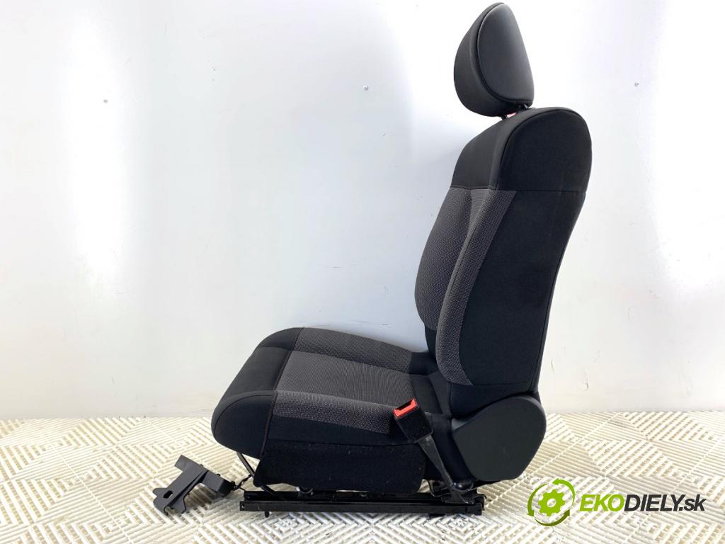 CITROEN C4 CACTUS liftback 2019 81 kW 1.2 THP 110 1199 Sedadlo pravy predný