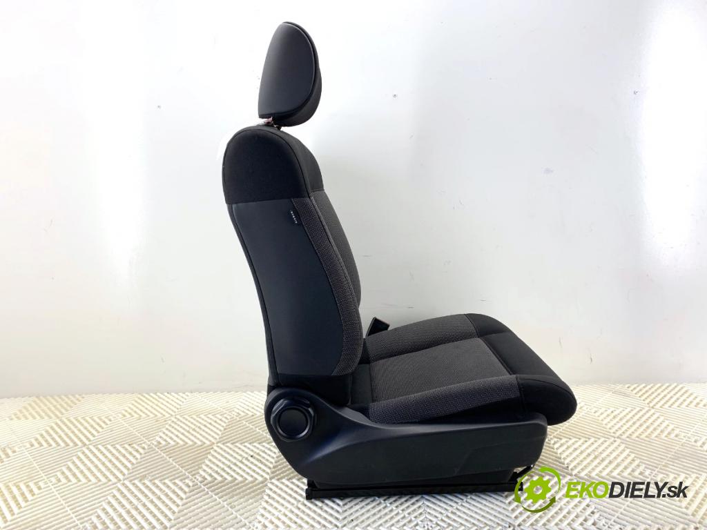 CITROEN C4 CACTUS liftback 2019 81 kW 1.2 THP 110 1199 Sedadlo pravy predný