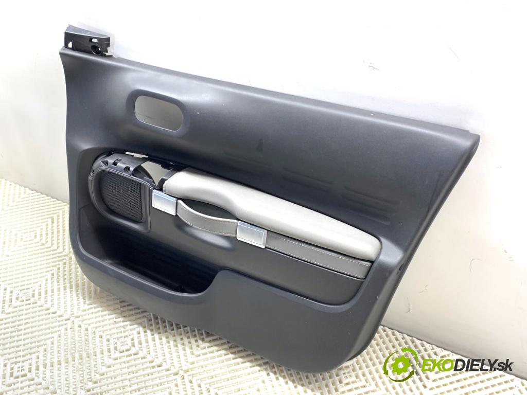 CITROEN C4 CACTUS liftback 2019 81 kW 1.2 THP 110 1199 čalúnenie Dvere pravy predný