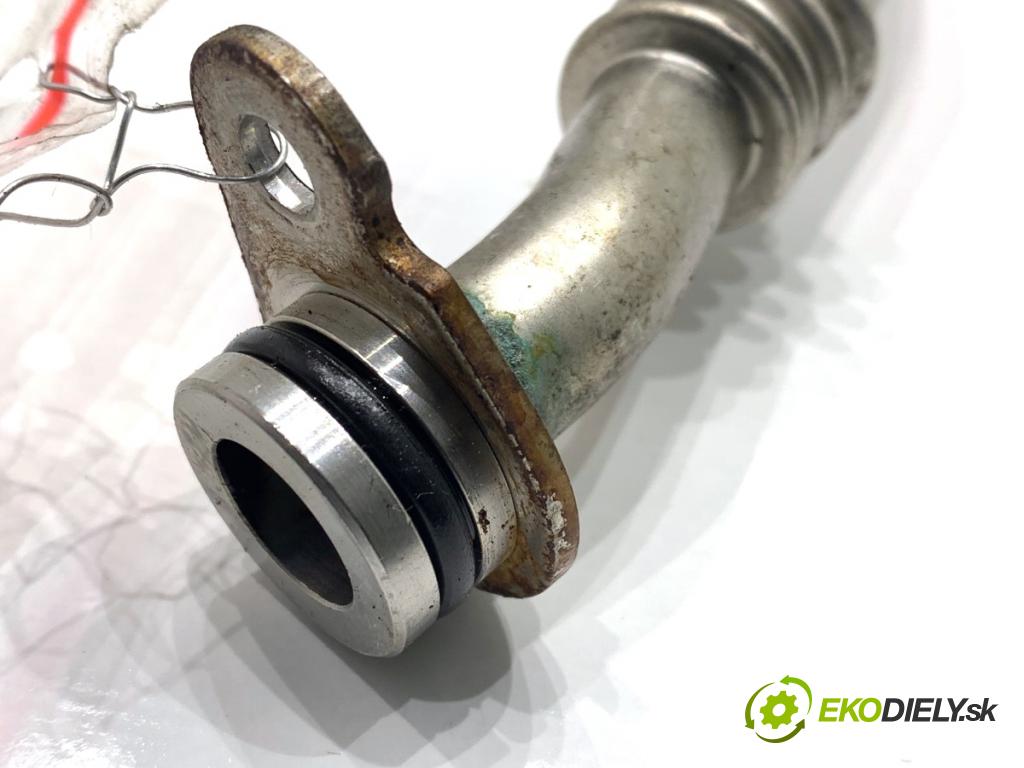 VW GOLF VII Kombi 2015 66 kW 1.6 TDI 1598 rúrka turba 04L145736E (Hadica turbodúchadla)