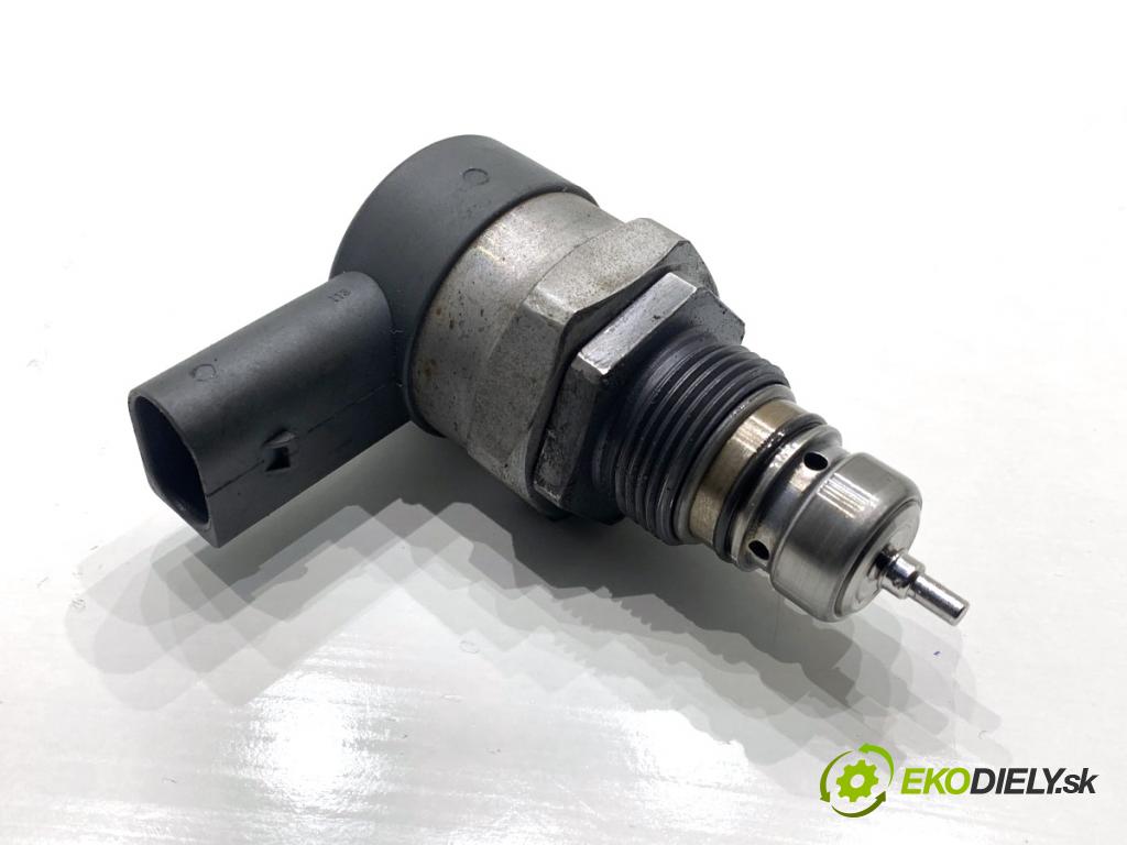 VW GOLF VII Kombi 2015 66 kW 1.6 TDI 1598 Regulátor tlaku paliva 057130764AB (Palivový systém ostatné)