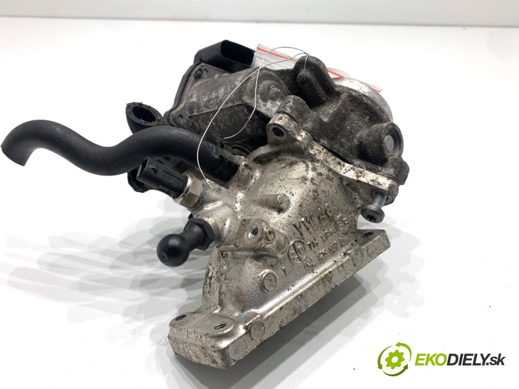 VW GOLF VII Kombi 2015 66 kW 1.6 TDI 1598 Škrtiaca klapka 04L128063P (Škrtiaca klapka)