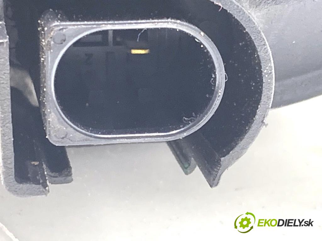 VW GOLF VII Kombi 2015 66 kW 1.6 TDI 1598 Alternátor 03L903023L (Alternátor)