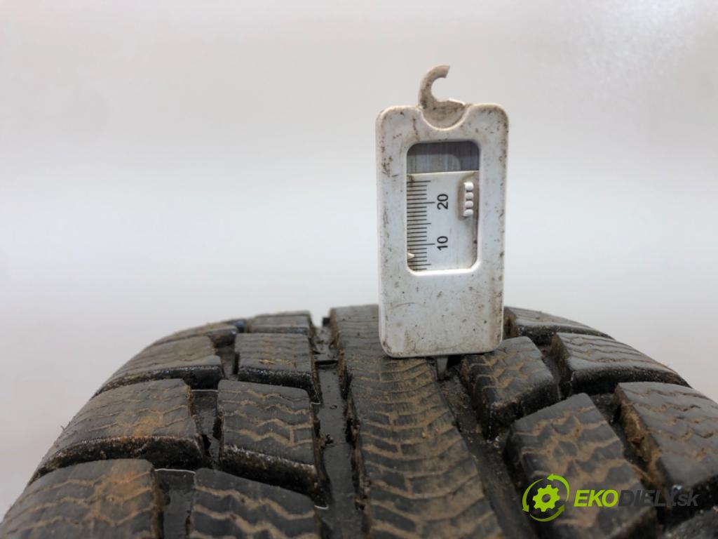 --- ---      PNEUMATIKY: zima 2X 195/65 15"