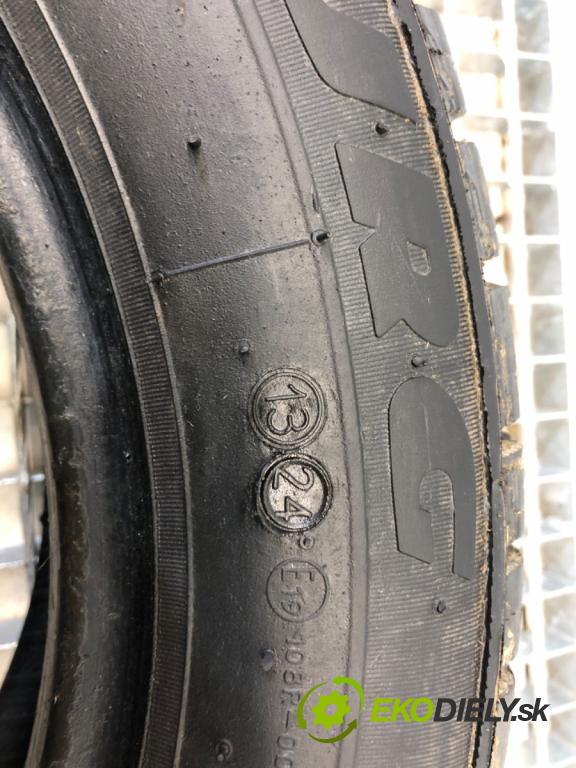 --- ---      PNEUMATIKY: zima 2X 195/65 15"