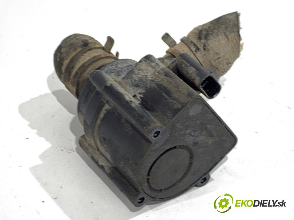 VW TRANSPORTER T6 Autobus 2020 81 kW 2.0 TDI 1968 DALŠÍ: Pumpa vody 5Q0965561B (Vodná pumpa)