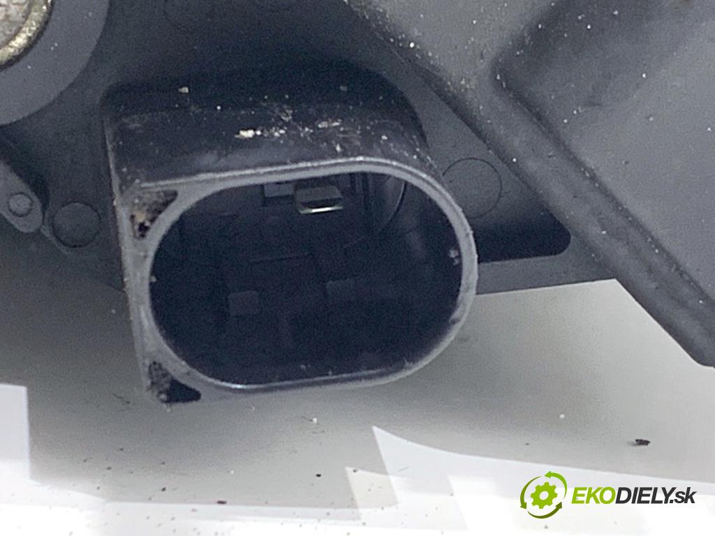 VW TRANSPORTER T6 Autobus 2020 81 kW 2.0 TDI 1968 Alternátor 03L903023M (Alternátor)