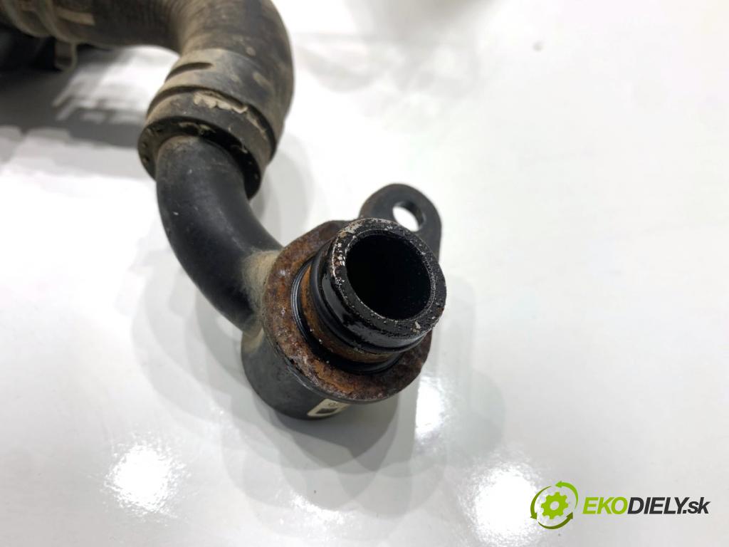 VW TRANSPORTER T6 Autobus 2020 81 kW 2.0 TDI 1968 DALŠÍ: Pumpa vody 5Q0965561B (Vodná pumpa)